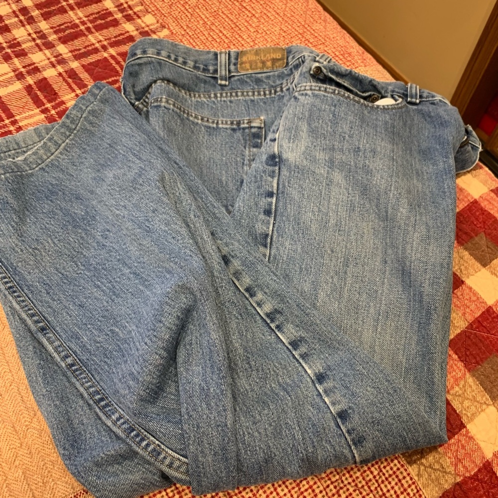 Kirkland jeans size 36x32 gently worn. Knees worn but not torn